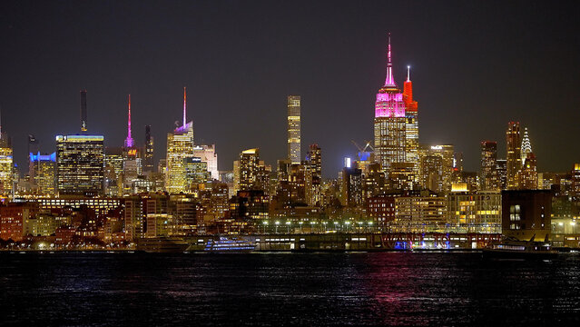 Skyline of Midtown Manhattan at night - travel photography
