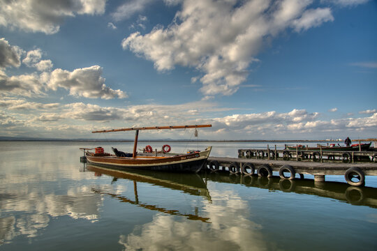 Embarcadero en la albufera de valencia