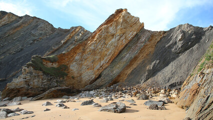 Estratos, Playa de Somocuevas, Liencres, Cantabria, España