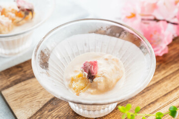サクラの花のアイスクリーム