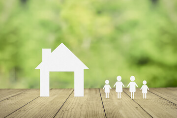 森や自然背景の家と引越し。自然と暮らし。