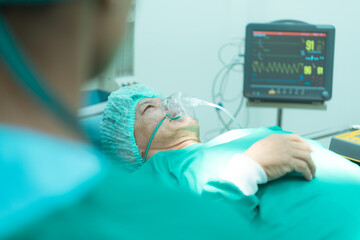 Patients who have undergone heart surgery being under anesthesia when the Anesthesiologist puts...