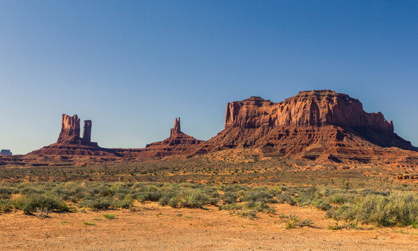 Les formations rocheuses de monument valley