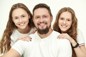 father with daughters