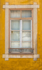 Fenêtre traditionnelle du Sud à Faro, Algarve, Portugal 