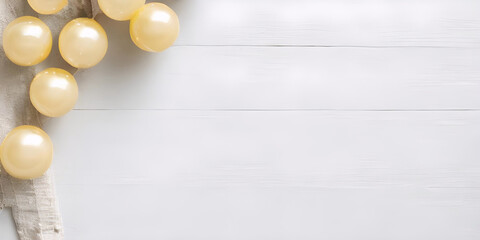 banner with pearl on the left on a white background with space for text