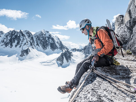 Rappelling off The Throne in Denali National Park.