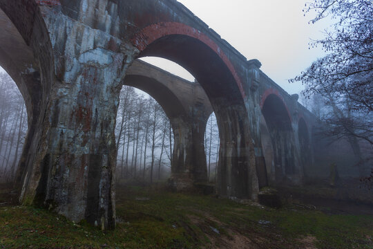 Old concrete railway bridge in Stanczyki, Mazury, Poland © Tomasz Wozniak