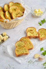 Garlic bread (also called garlic toast) consists of bread topped with garlic and olive oil or butter and may include additional herbs, such as orega
