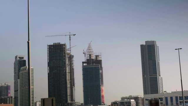 construction of skyscrapers, construction in dubai, the process of building tall buildings