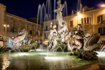 Siracusa. Notturno della Fontana di Diana Piazza Archimede
