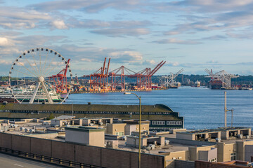 Fototapeta na wymiar Downtown Seattle, Pier 66. Highway near Ferris wheel