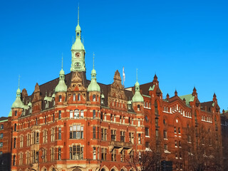Obraz premium Town hall or Speicherstadtrathaus in Hamburg in Germany