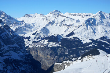 Fototapeta na wymiar Der Winter in der Schweiz Swiss Alps