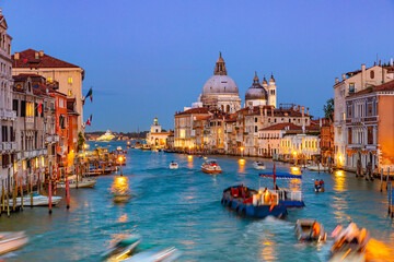 Fototapeta premium Grand Canal in Venice at night