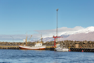 Island, Fischerboote im Hafen von Hauganes