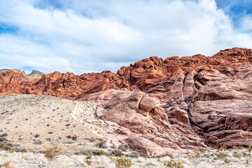 Fototapeta na wymiar Panoramic Details of Red Rock Canyon’s Rugged Terrain