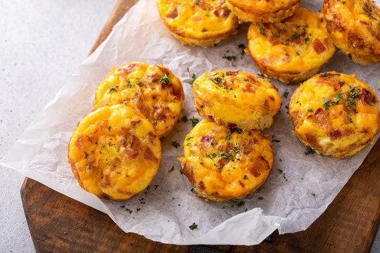 Breakfast egg muffins or egg bites with bacon and cheddar