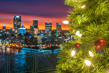 Pittsburgh Pennsylvania Christmas Sunrise - obrazy, fototapety, plakaty