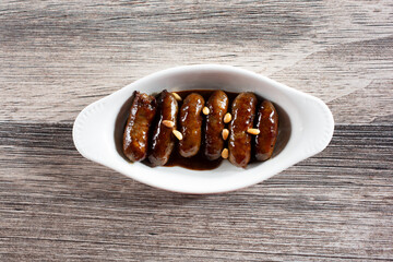 A top down view of a plate of makanek.