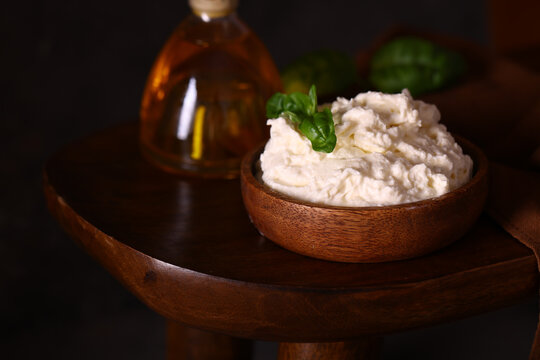 natural organic stracciatella cheese, rustic style