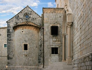 Fototapeta na wymiar lovely church in the old town Dubrovnik, Croatia