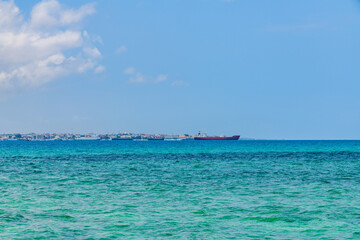 Obraz premium View on Indian ocean and Stone town coastline. Zanzibar, Tanzania