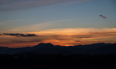 Spectacular photographs of sunsets in Molise, Italy