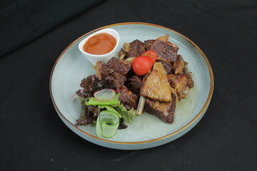 o'zbek va yevropa taomlari, restoranlar uchun, taomnoma, go'sht, baliq, souslar, tushlik, sho'rvalar