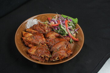 o'zbek va yevropa taomlari, restoranlar uchun, taomnoma, go'sht, baliq, souslar, tushlik, sho'rvalar