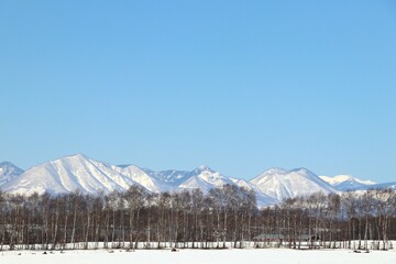 山と雪景色
