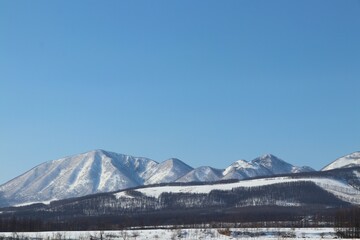 山と雪景色