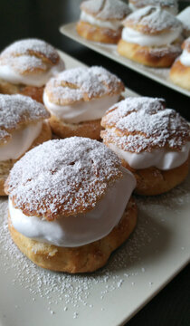 Traditional homemade swedish eclair semla with whipped cream | fastlagsbulle, fettisdag | dessert windbags, cream puffs | vegan semlor