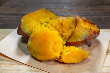 安納芋で焼いも