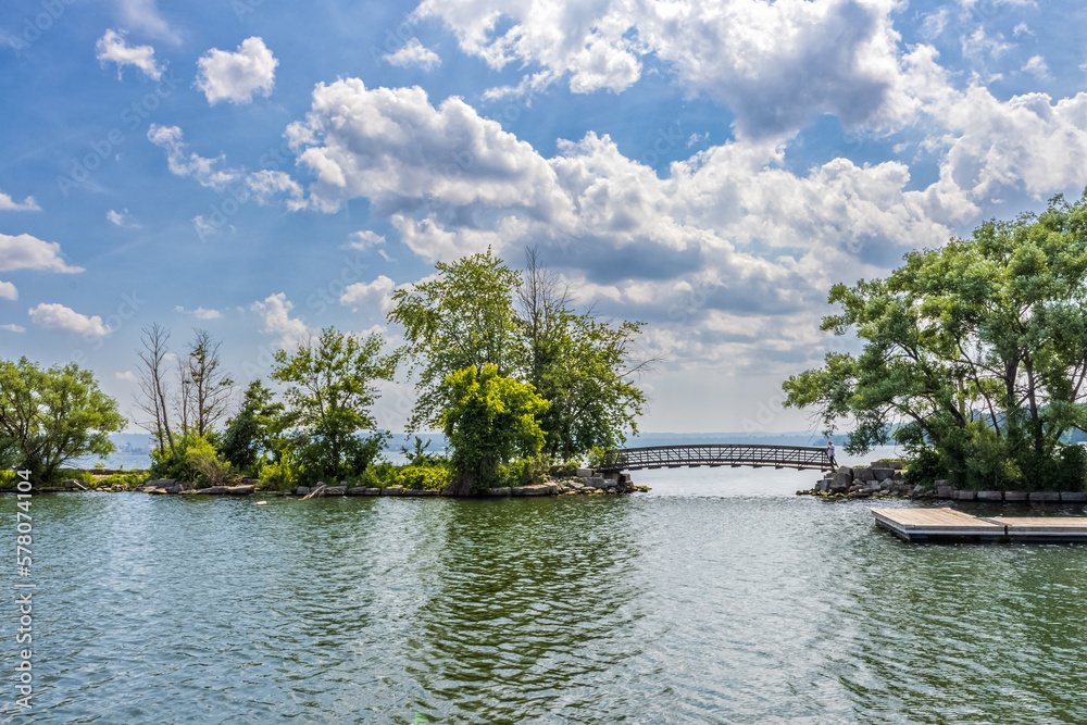 Wall mural the lasalle marina foot bridge of burlington, ontario in summer.