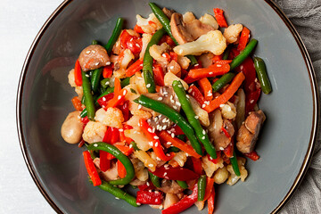 Wok, Asian-style vegetables, street food, mixed vegetables, no people, top view,