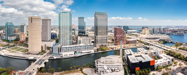 Aerial panorama of Tampa, Florida skyline. Tampa is a city on the Gulf Coast of the U.S. state of Florida. - obrazy, fototapety, plakaty