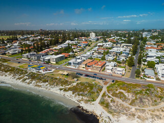 Aerial view of contemporary houses in the coastal suburb of Cottesloe in Perth, Australia - 578198185