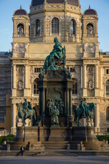 Fototapeta na wymiar Monument with statues in front of the Kunsthistorisches Museum in Vienna, Austria