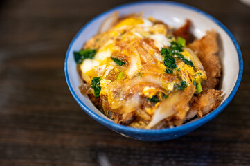 かつ丼