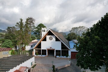 Fototapeta na wymiar Iglesia Católica del Pueblo de Olopa, Chiquimula 2023