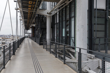 workers in warehouse