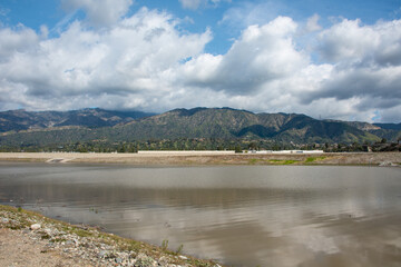 Fototapeta na wymiar Santa Fe Dam Irwindale, CA - california reservoir at full level