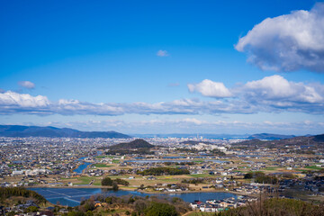 Fototapeta premium 冬晴れの街並み(香川県三木町から高松市街地方面を望む)