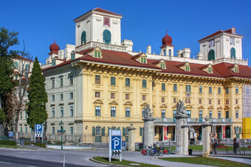 Fototapeta na wymiar Schloss Esterhazy in Eisenstadt, Austria