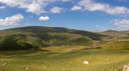 Fototapeta premium Šar Mountains: Stunning Photography of Rugged Peaks and Pristine Landscapes