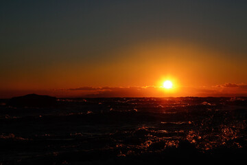 夕陽と海