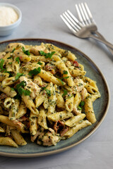 Homemade One-Pot Chicken Spinach Bacon Alfredo Pasta Ready to Eat