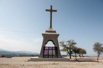 Kreuz oberhalb von Deir al-Qamar, Chouf, Libanon