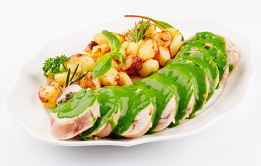 Beef rolls with potatoes and pesto